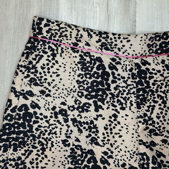 J.Crew Trouser Short Zipper w/ Pockets Animal Print Tan Black Pink Womens Sz 14 - Picture 2 of 9